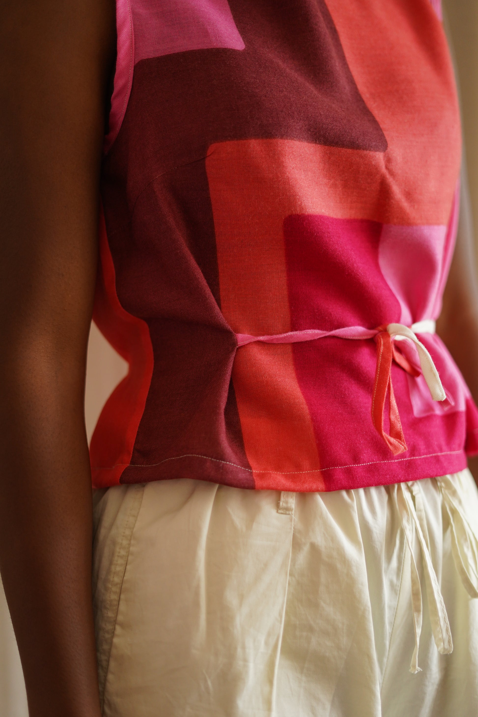 Top à nouer rose multi