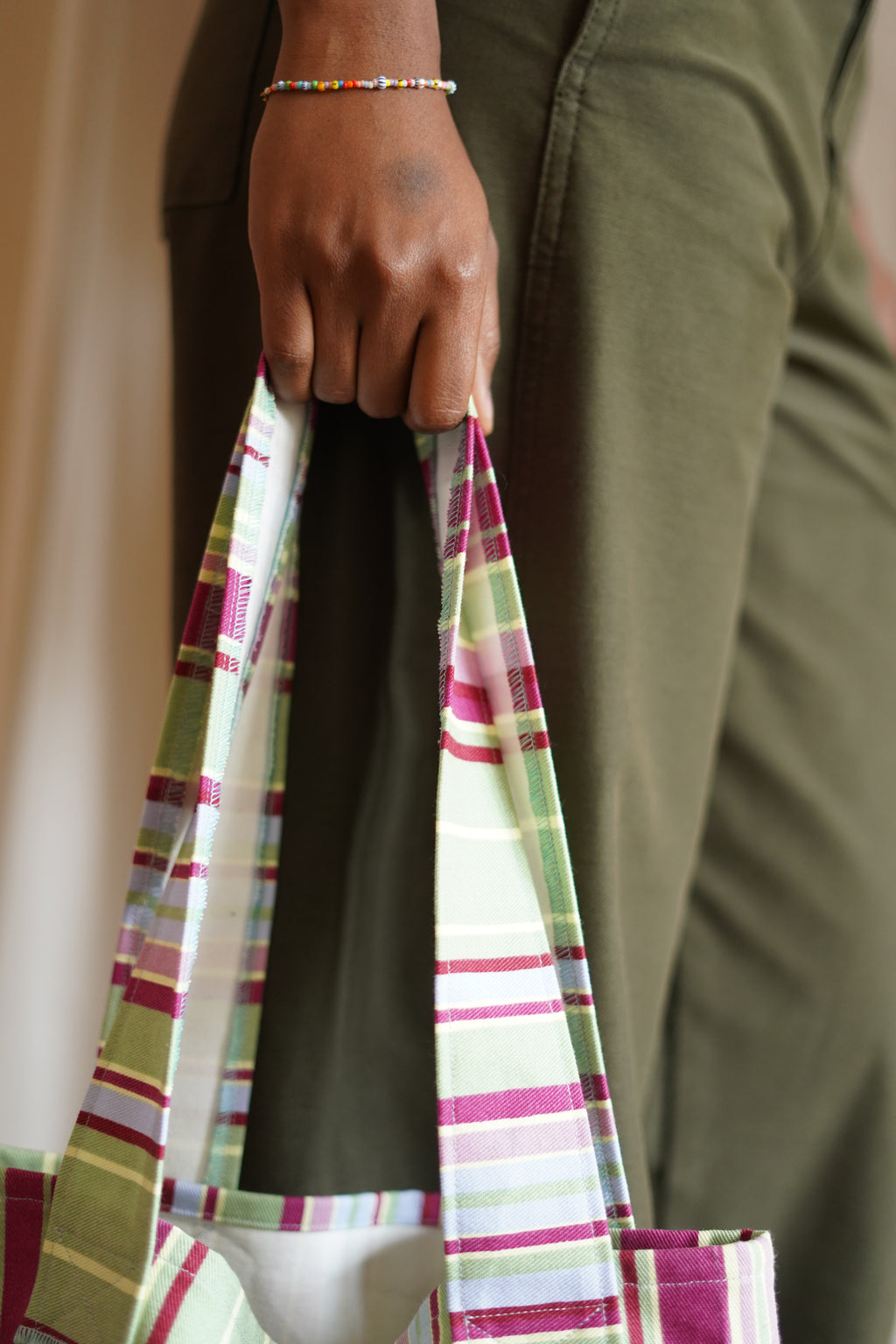 Tote bag ligné vert et violet